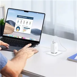شارژر دیواری 65 وات با دو پورت USB-C و یک پورت USB-A یوگرین مدل CD244