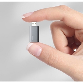 فلش مموری و آداپتور شارژ بیسوس Baseus Enjoy Music U-Disk 32GB ACUP-B0A ظرفیت 32 گیگابایت